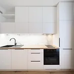 Real Living By Refa Karlin 208